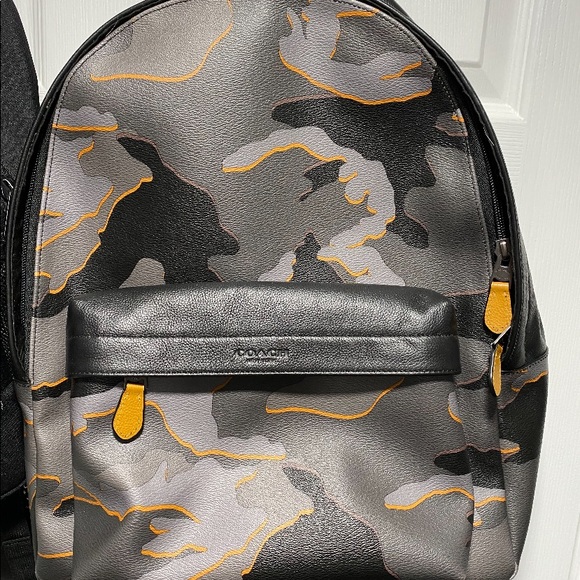 Coach backpack - Picture 1 of 3